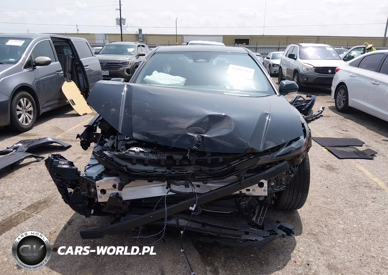 2026 Toyota Camry Se VIN:4T1DAACK2TU728719 - 12