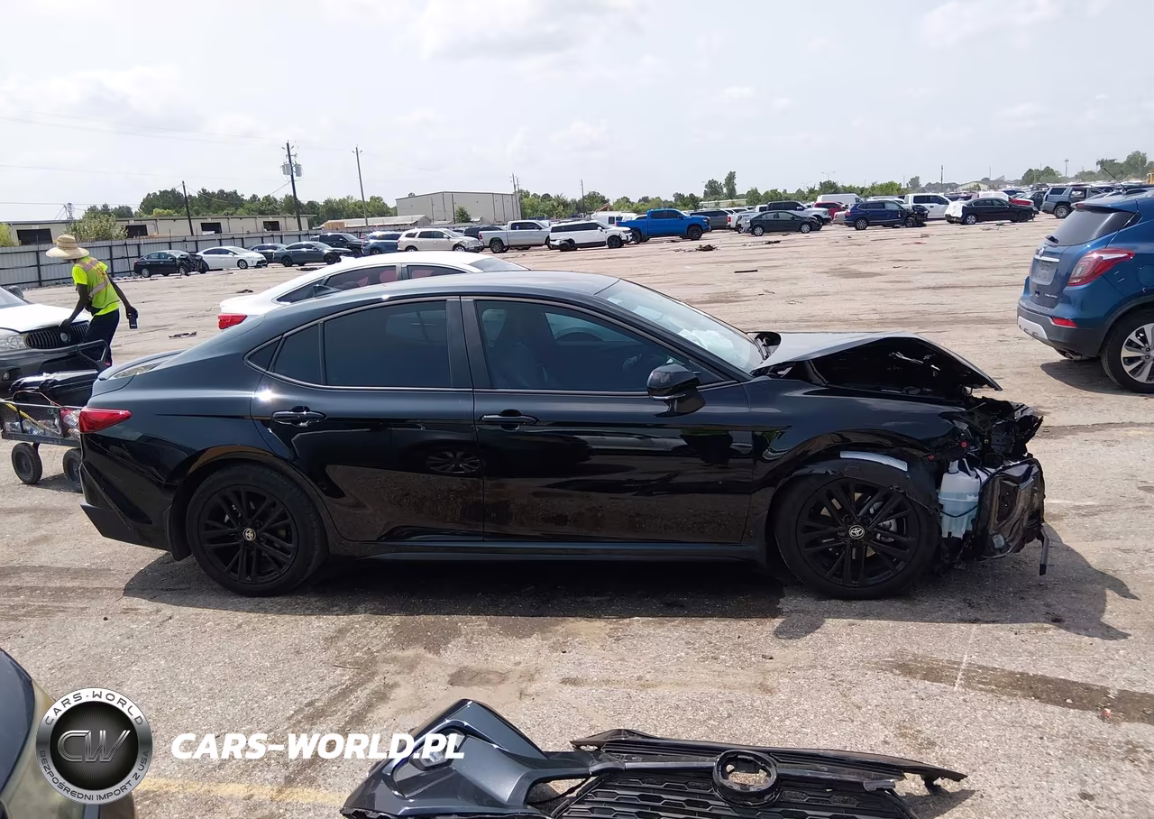 2026 Toyota Camry Se VIN:4T1DAACK2TU728719 - 13