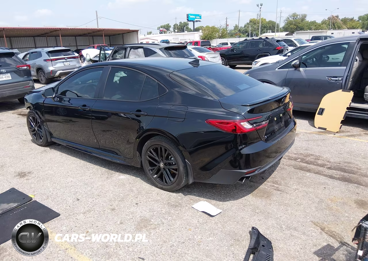 2026 Toyota Camry Se VIN:4T1DAACK2TU728719 - 3