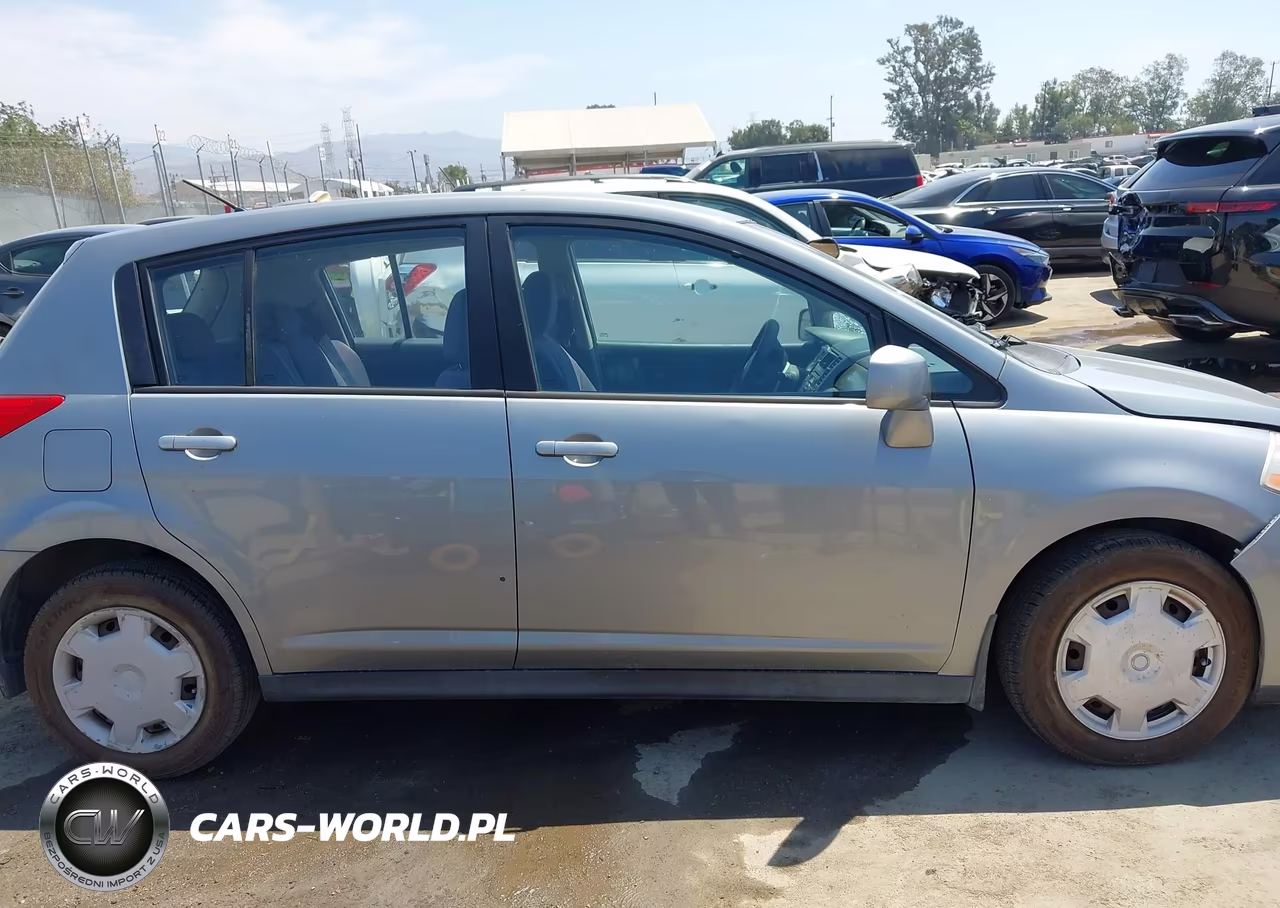 2008 Nissan Versa 1.8 S VIN:3N1BC13E18L386765 - 13