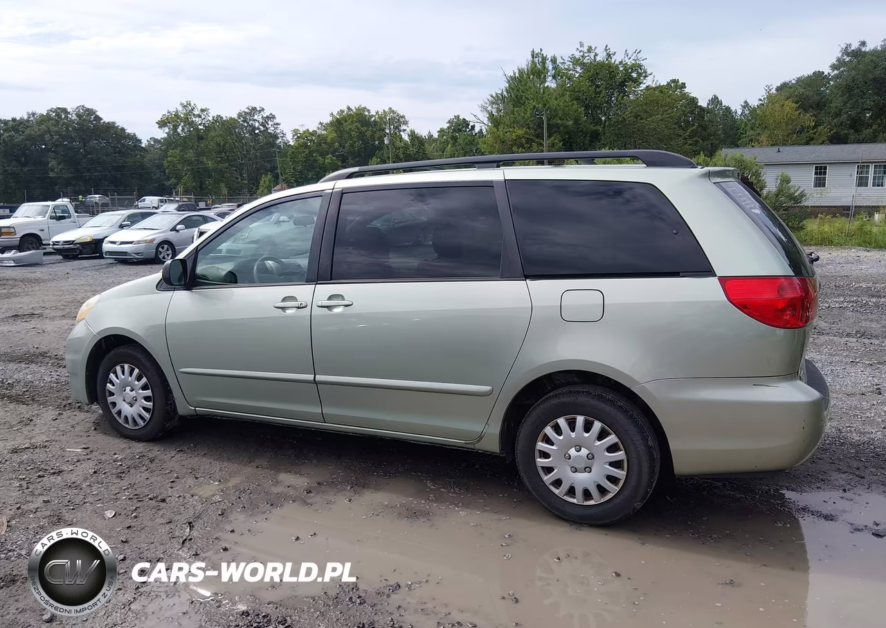 2009 Toyota Sienna Le VIN:5TDZK23CX9S245966 - 14