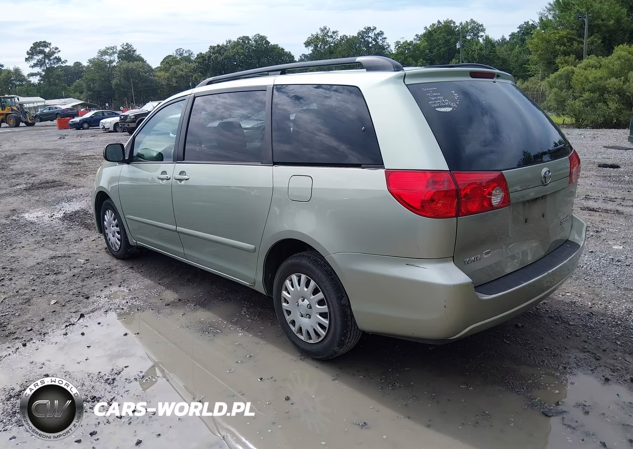 2009 Toyota Sienna Le VIN:5TDZK23CX9S245966 - 3