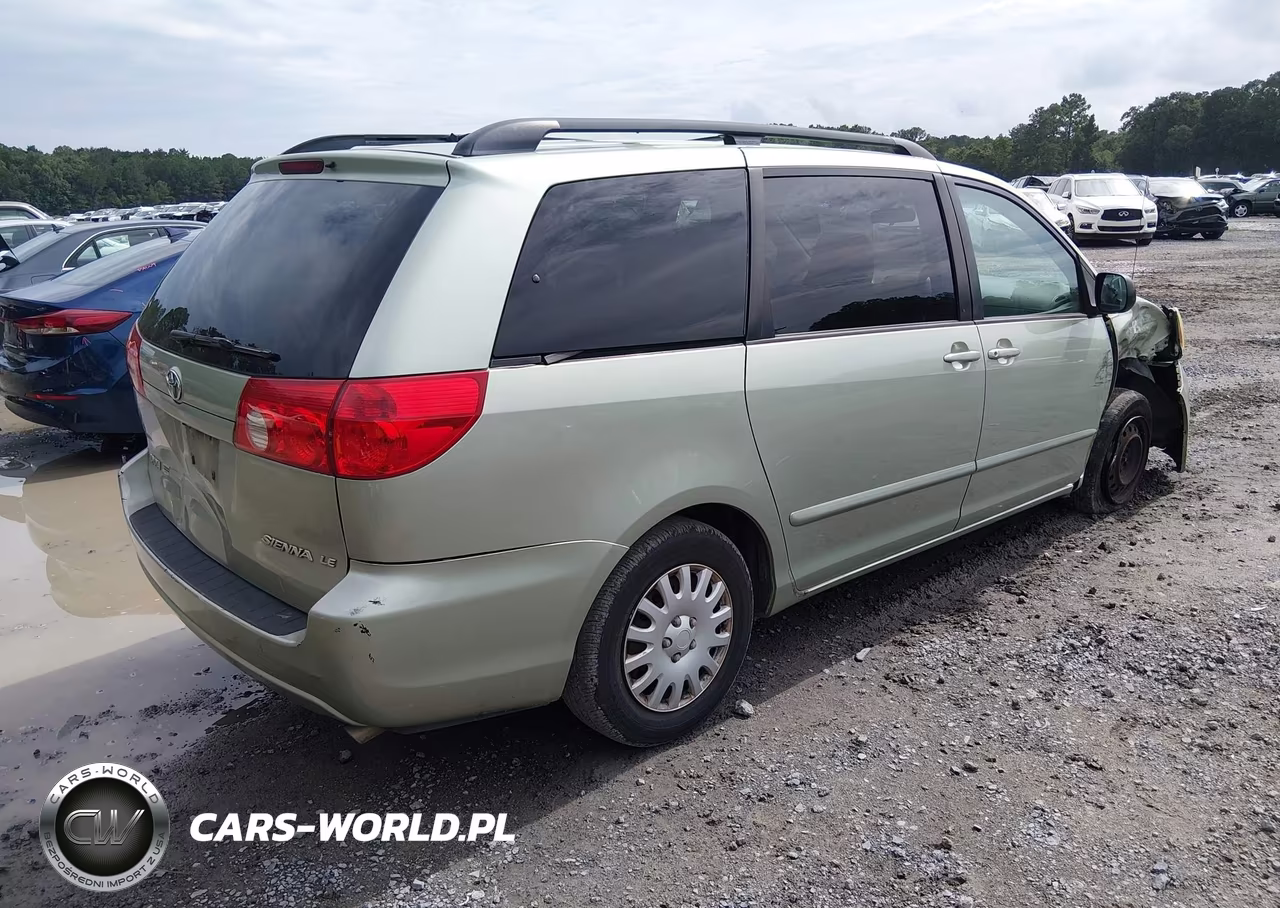 2009 Toyota Sienna Le VIN:5TDZK23CX9S245966 - 4