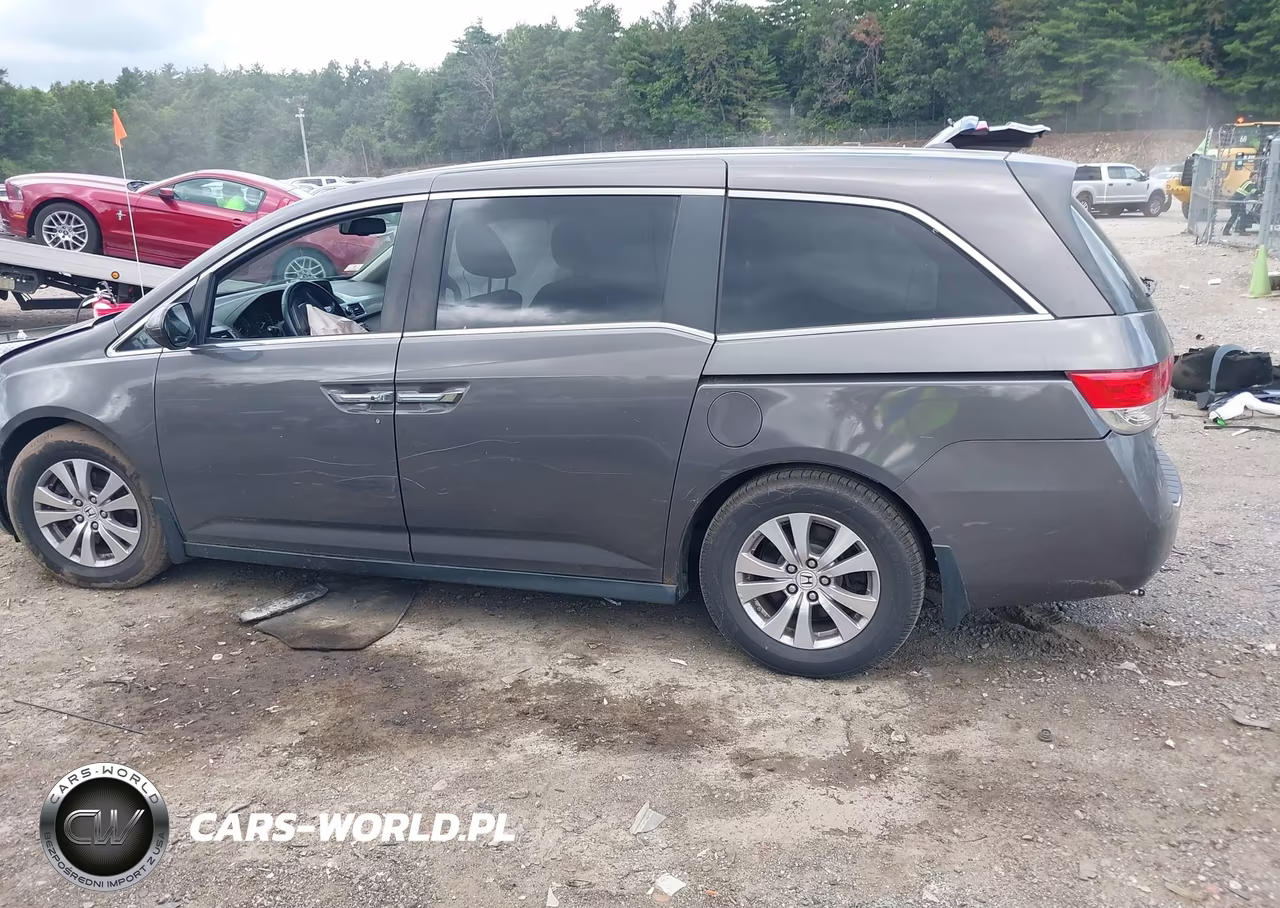 2015 Honda Odyssey Ex-L VIN:5FNRL5H62FB009104 - 14