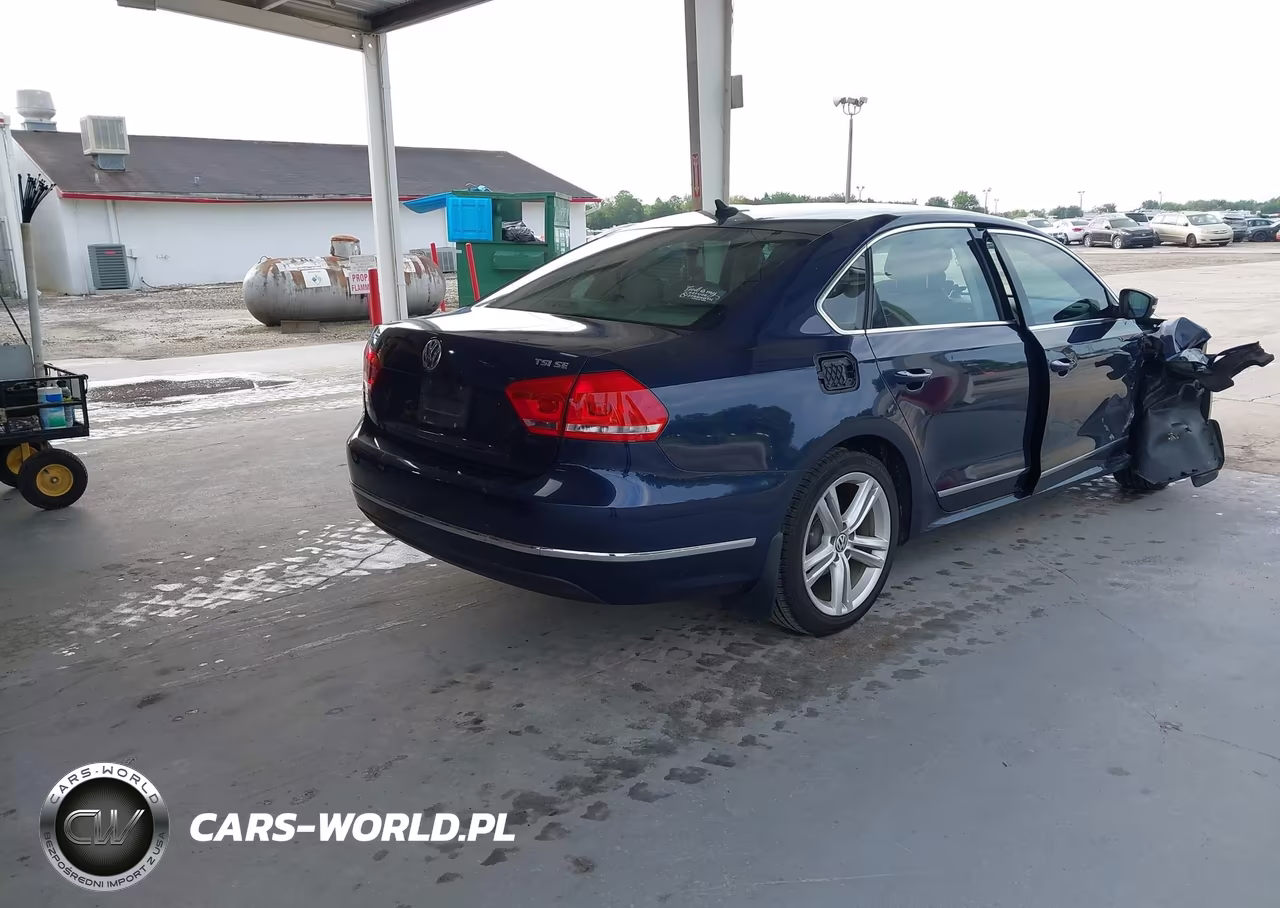 2015 Volkswagen Passat 1.8T Se VIN:1VWBT7A31FC066109 - 4