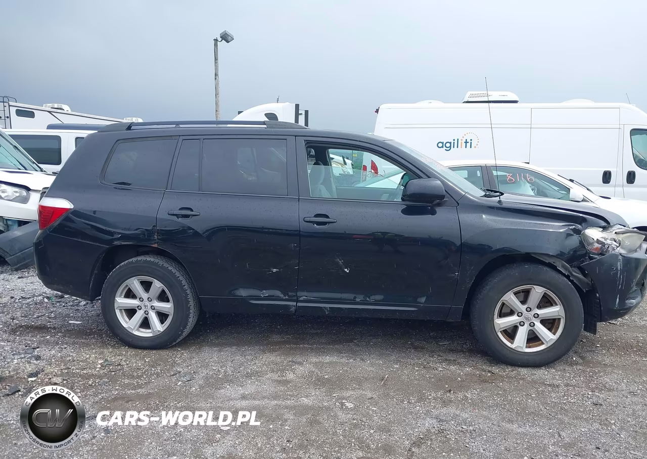 2010 Toyota Highlander Base V6 VIN:5TDBK3EH3AS024097 - 13