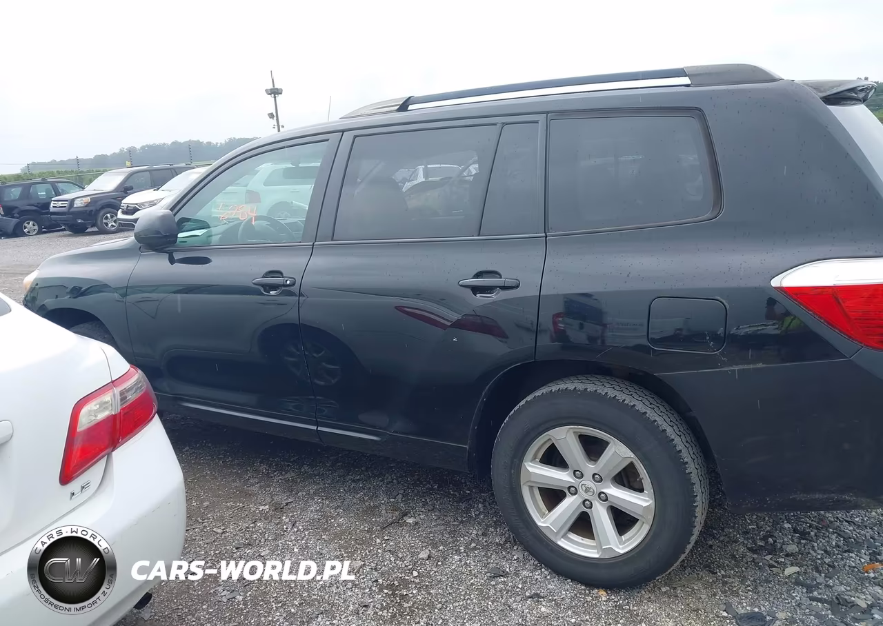2010 Toyota Highlander Base V6 VIN:5TDBK3EH3AS024097 - 14