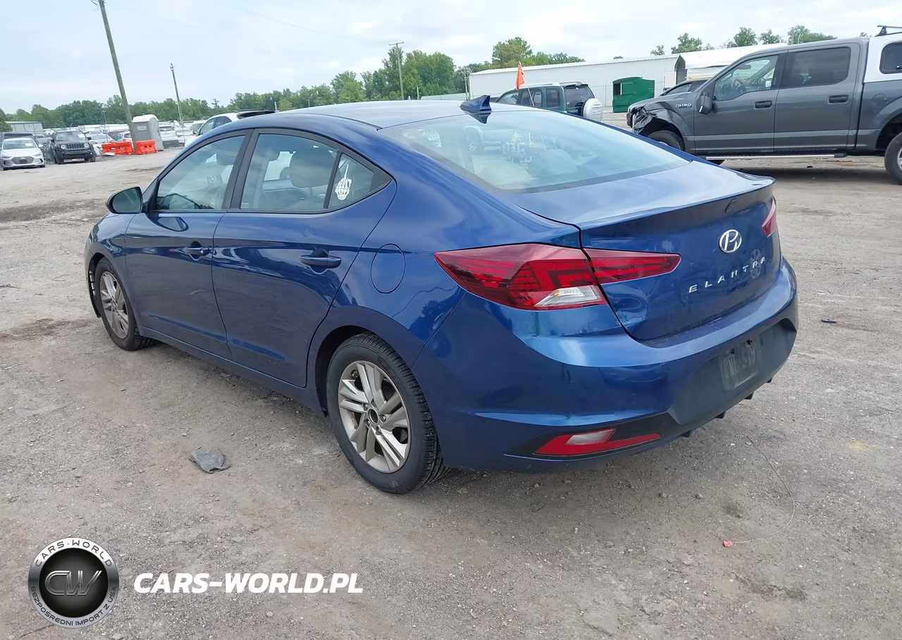 2019 Hyundai Elantra Sel VIN:5NPD84LF6KH430994 - 3