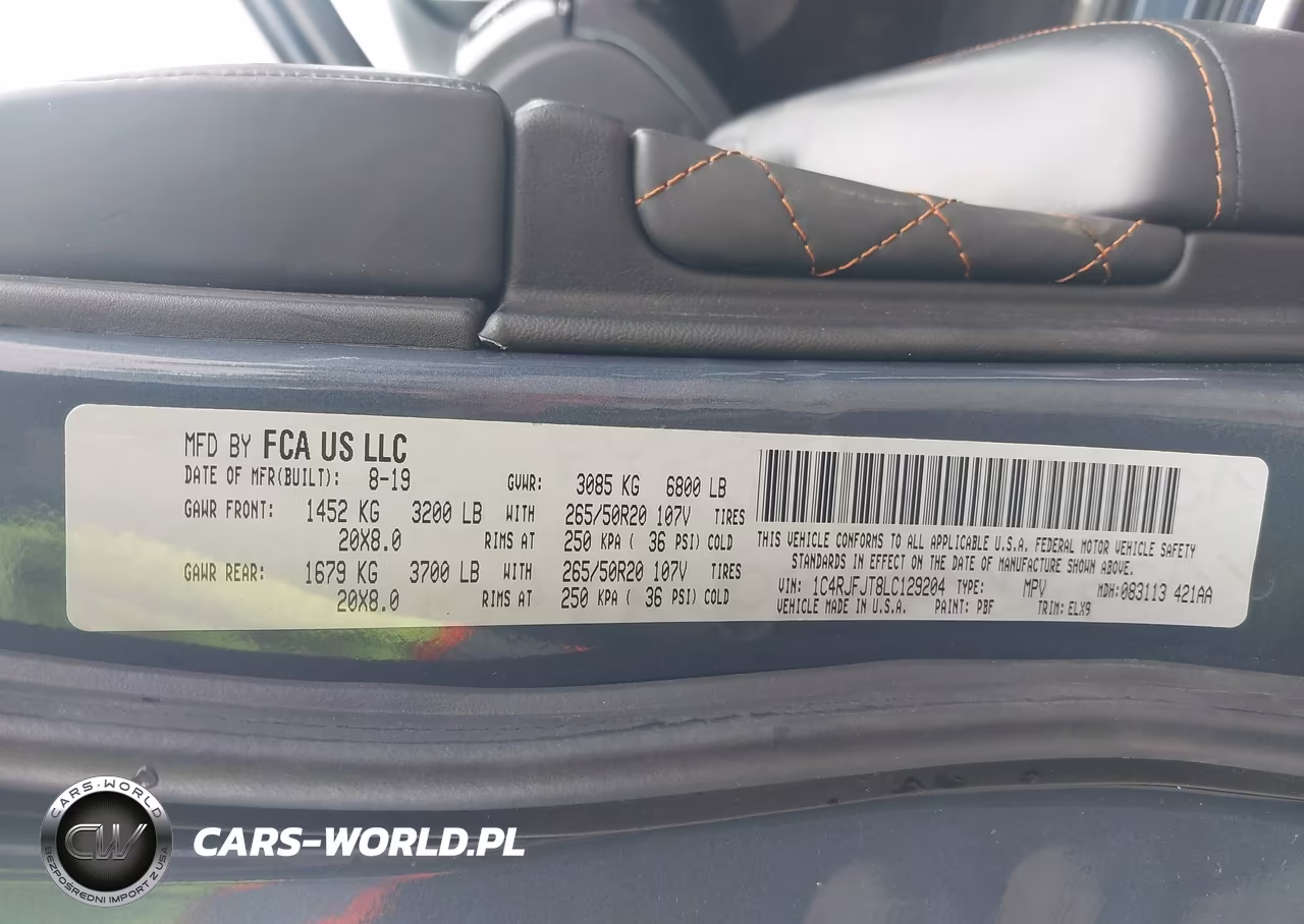 2020 Jeep Grand Cherokee Summit 4X4 VIN:1C4RJFJT8LC129204 - 9