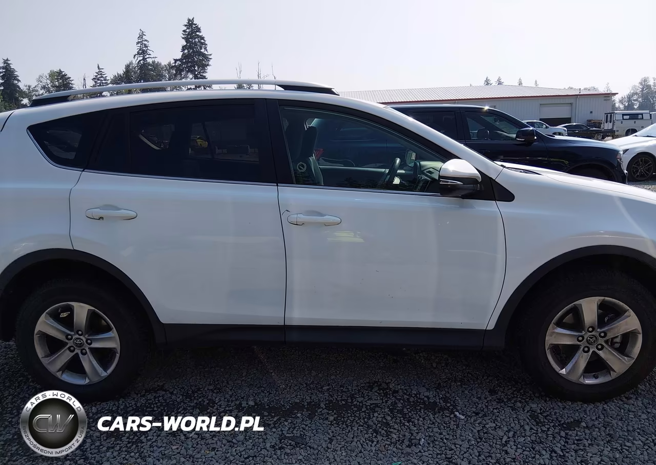 2015 Toyota Rav4 Xle VIN:2T3RFREV5FW303651 - 14