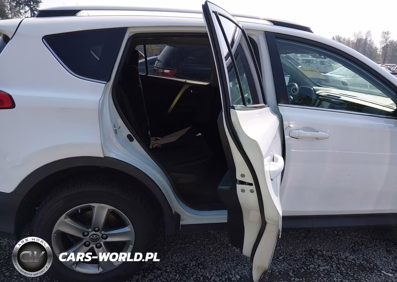 2015 Toyota Rav4 Xle VIN:2T3RFREV5FW303651 - 8
