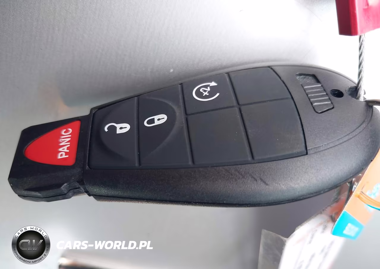2014 Jeep Cherokee Sport VIN:1C4PJLAB1EW123226 - 11