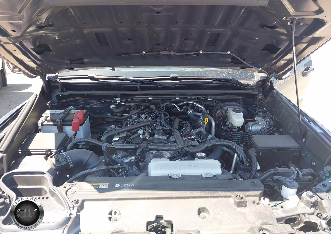 2025 Toyota 4Runner Sr5 VIN:JTEVA5AR6S5002429 - 10