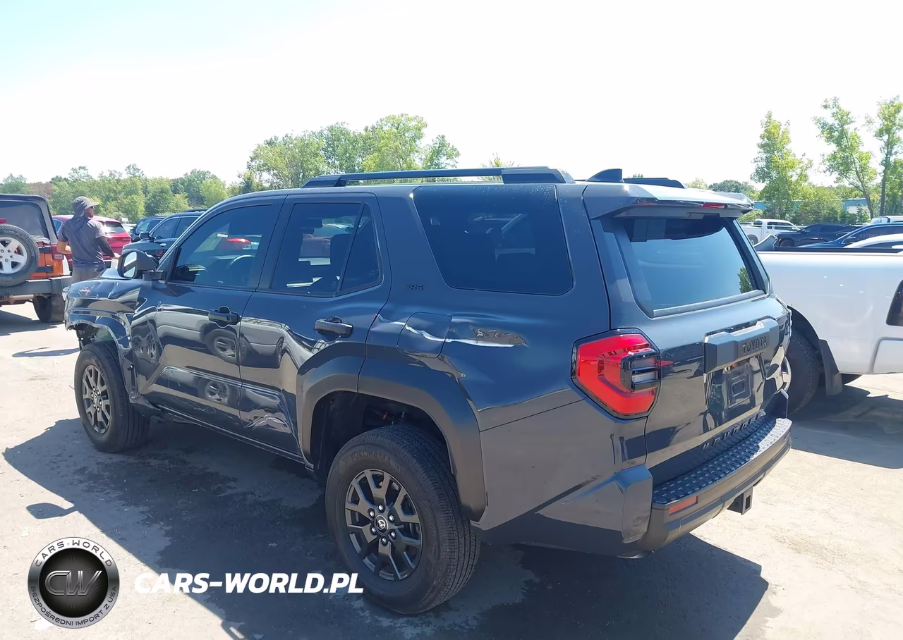 2025 Toyota 4Runner Sr5 VIN:JTEVA5AR6S5002429 - 3