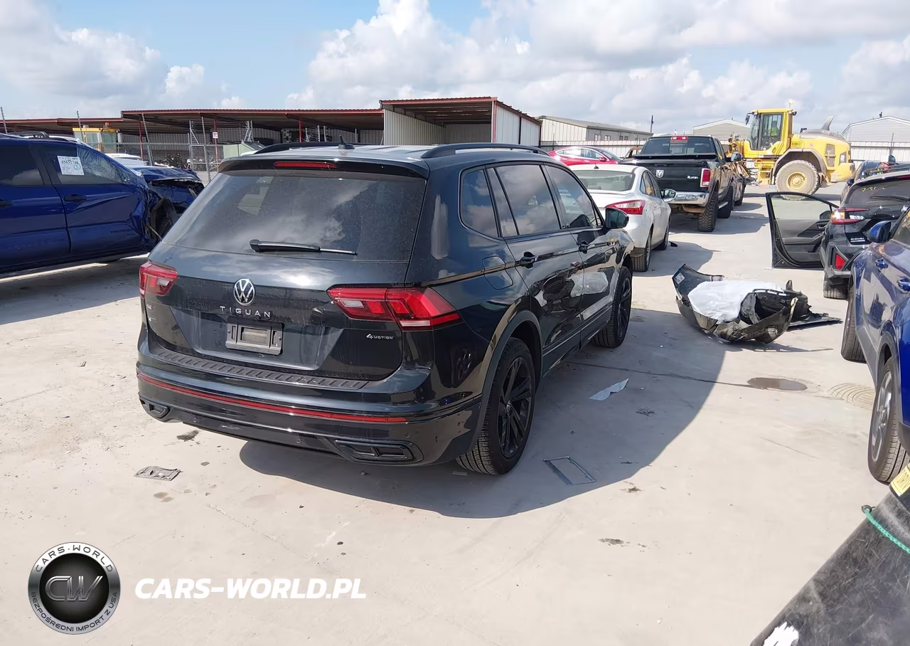 2024 Volkswagen Tiguan 2.0T Se R-Line Black VIN:3VV8B7AX1RM159025 - 4