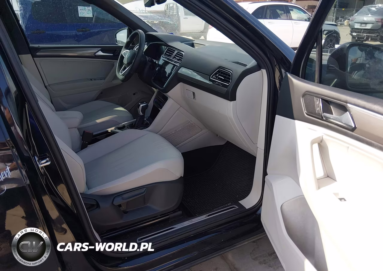 2024 Volkswagen Tiguan 2.0T Se R-Line Black VIN:3VV8B7AX1RM159025 - 5