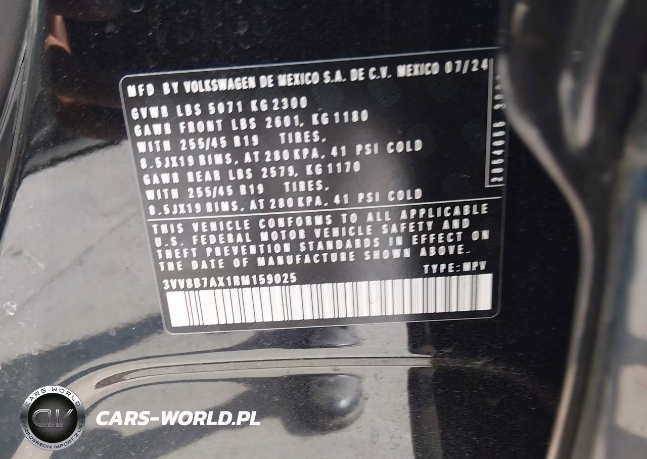 2024 Volkswagen Tiguan 2.0T Se R-Line Black VIN:3VV8B7AX1RM159025 - 9