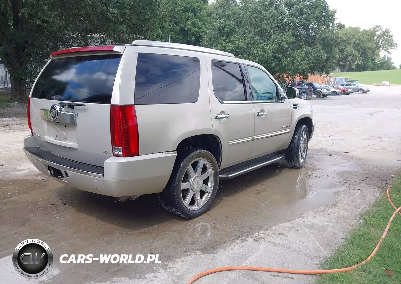 2007 Cadillac Escalade Standard VIN:1GYFK63817R312806 - 4