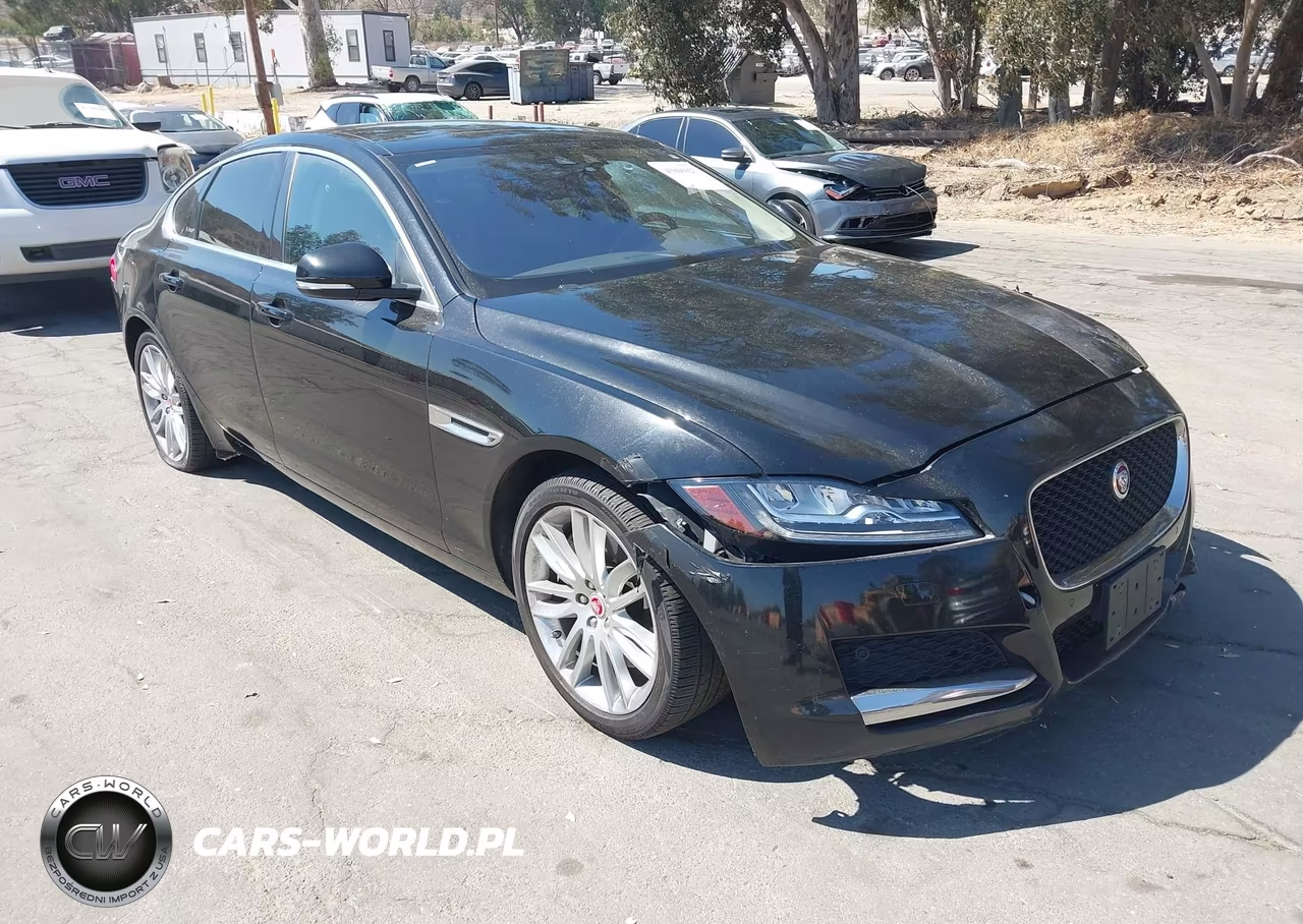 2016 Jaguar Xf 35T Prestige – zdjęcie 1 z 15