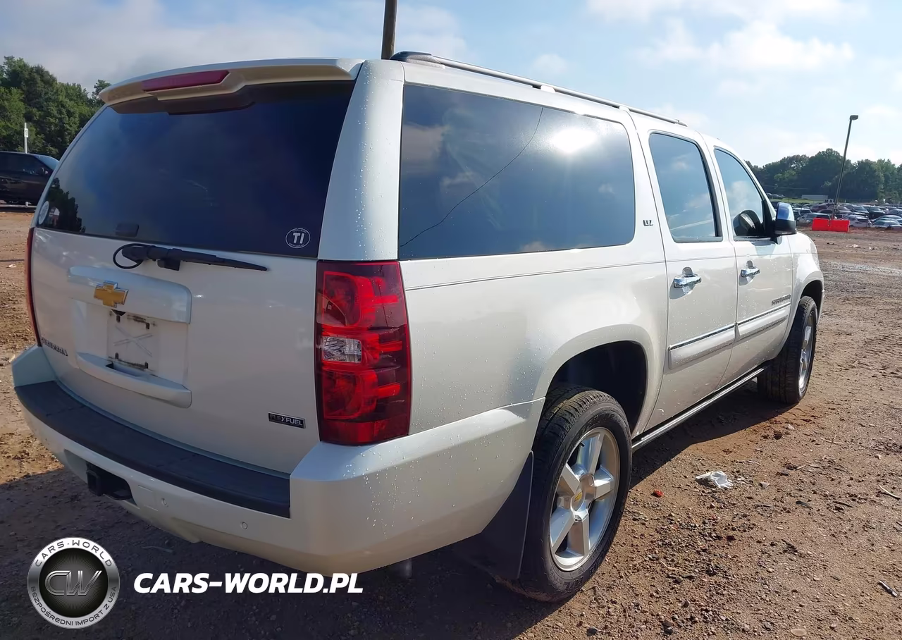 2008 Chevrolet Suburban 1500 Ltz VIN:1GNFK163X8R238335 - 4