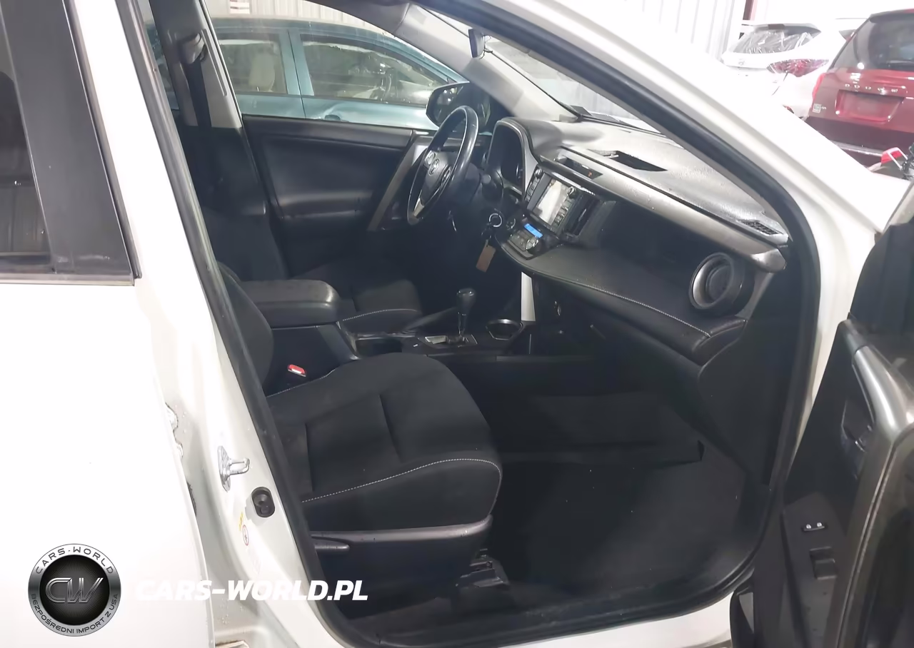 2017 Toyota Rav4 Xle VIN:JTMWFREVXHJ714080 - 5