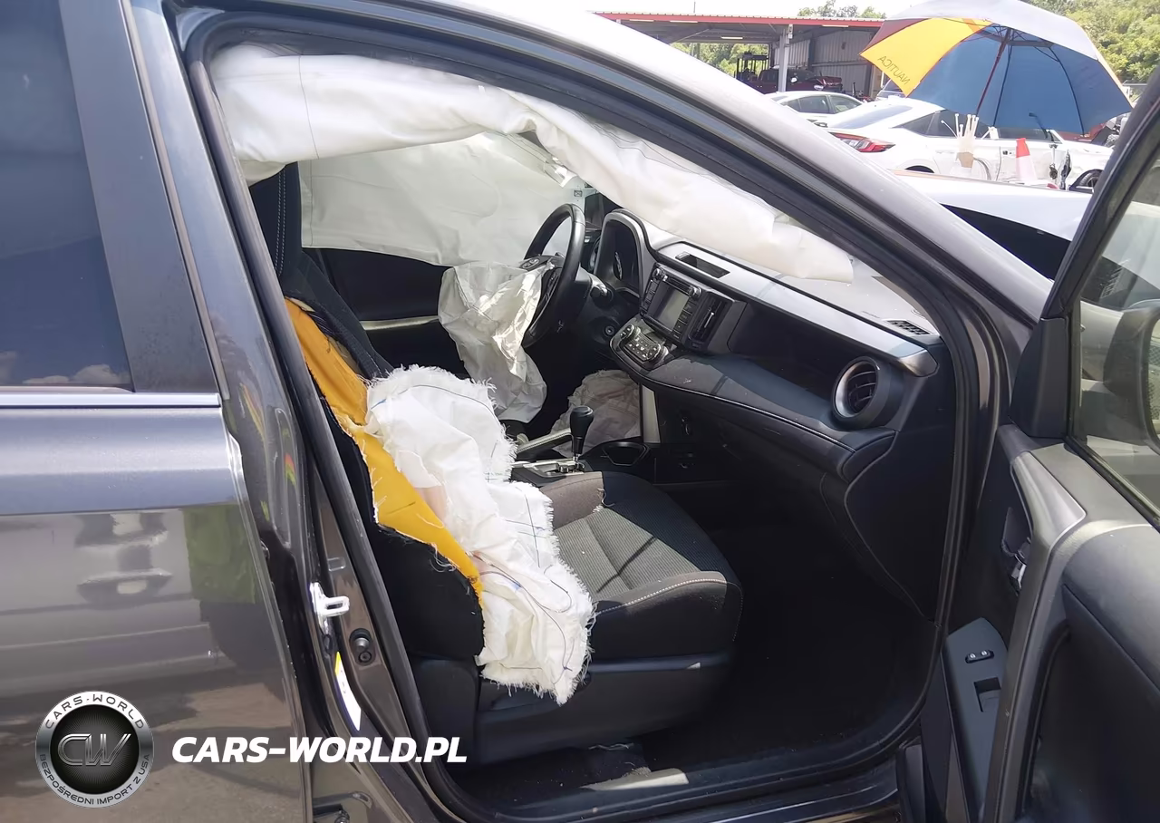 2017 Toyota Rav4 Xle VIN:JTMWFREV2HJ711464 - 5