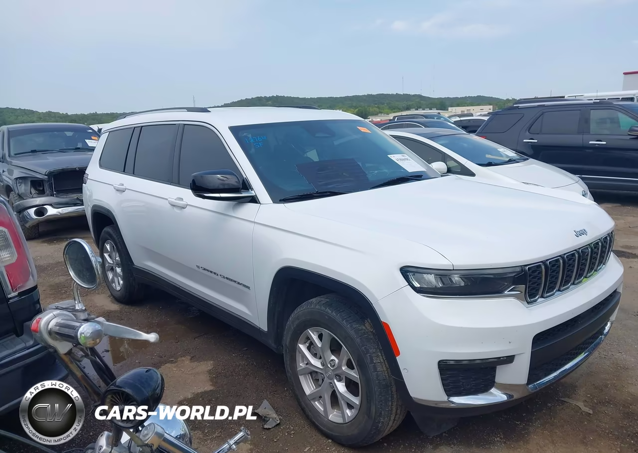 2023 Jeep Grand Cherokee L Limited 4X4 VIN:1C4RJKBG3P8875756 - 13