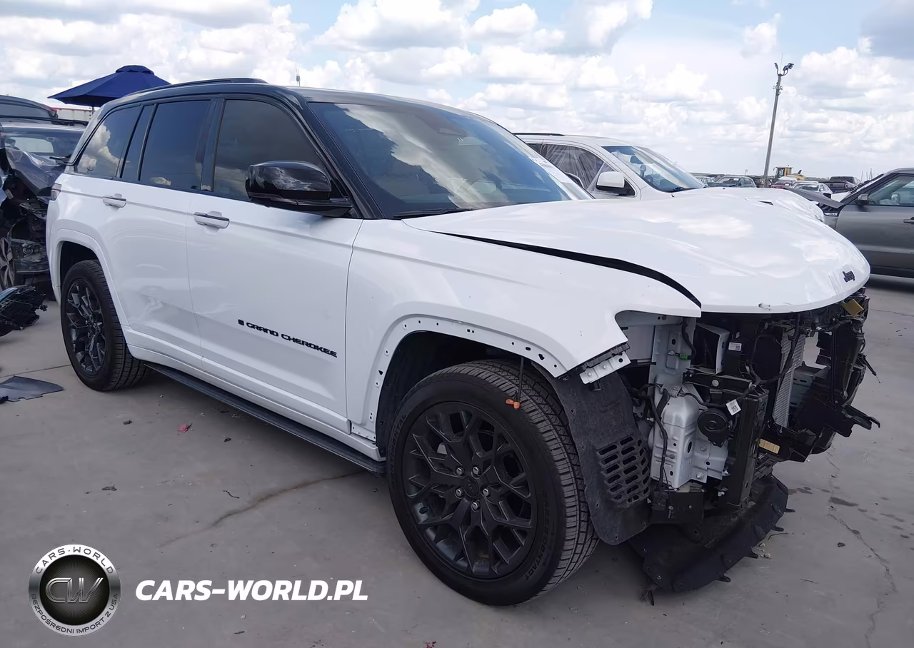 2025 Jeep Grand Cherokee Summit 4X4