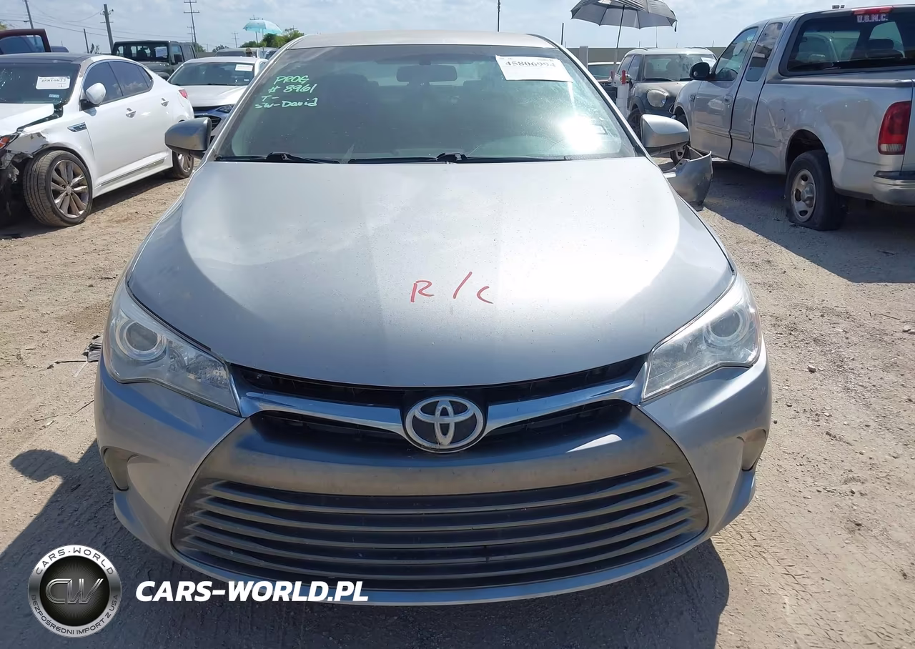 2016 Toyota Camry Le VIN:4T4BF1FKXGR584174 - 13