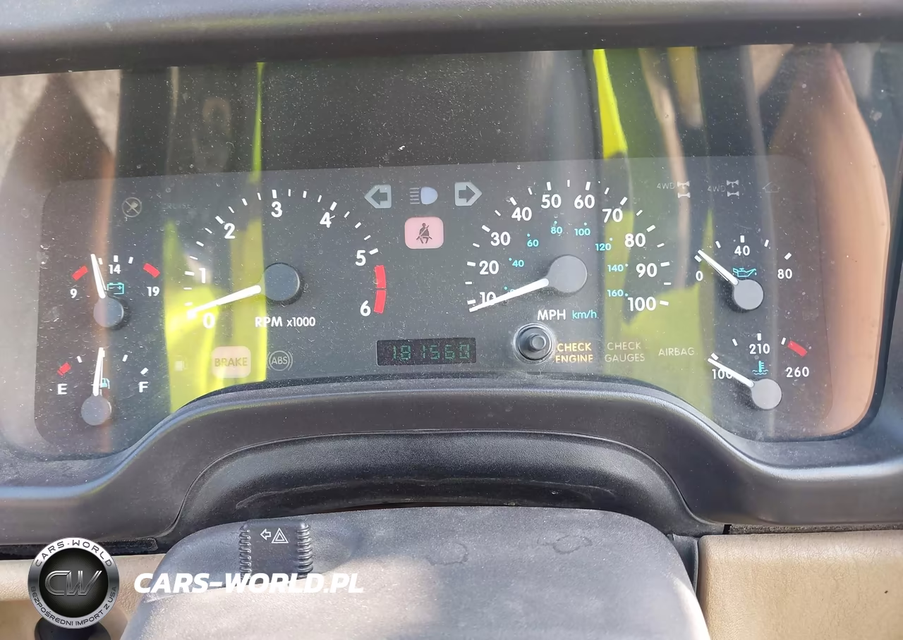 2000 Jeep Wrangler Sahara VIN:1J4FA59S7YP702662 - 7