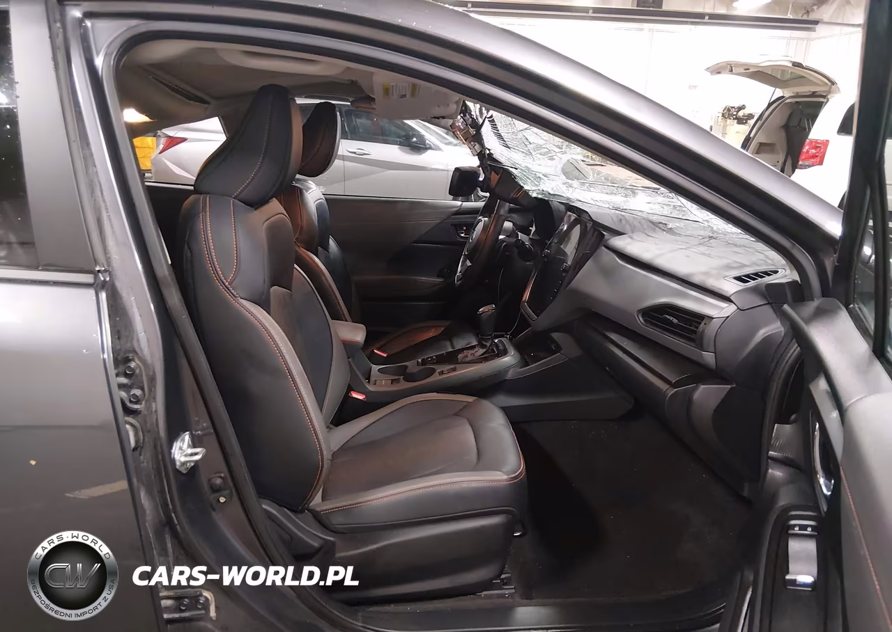 2025 Subaru Crosstrek Limited VIN:4S4GUHM6XS3773653 - 5