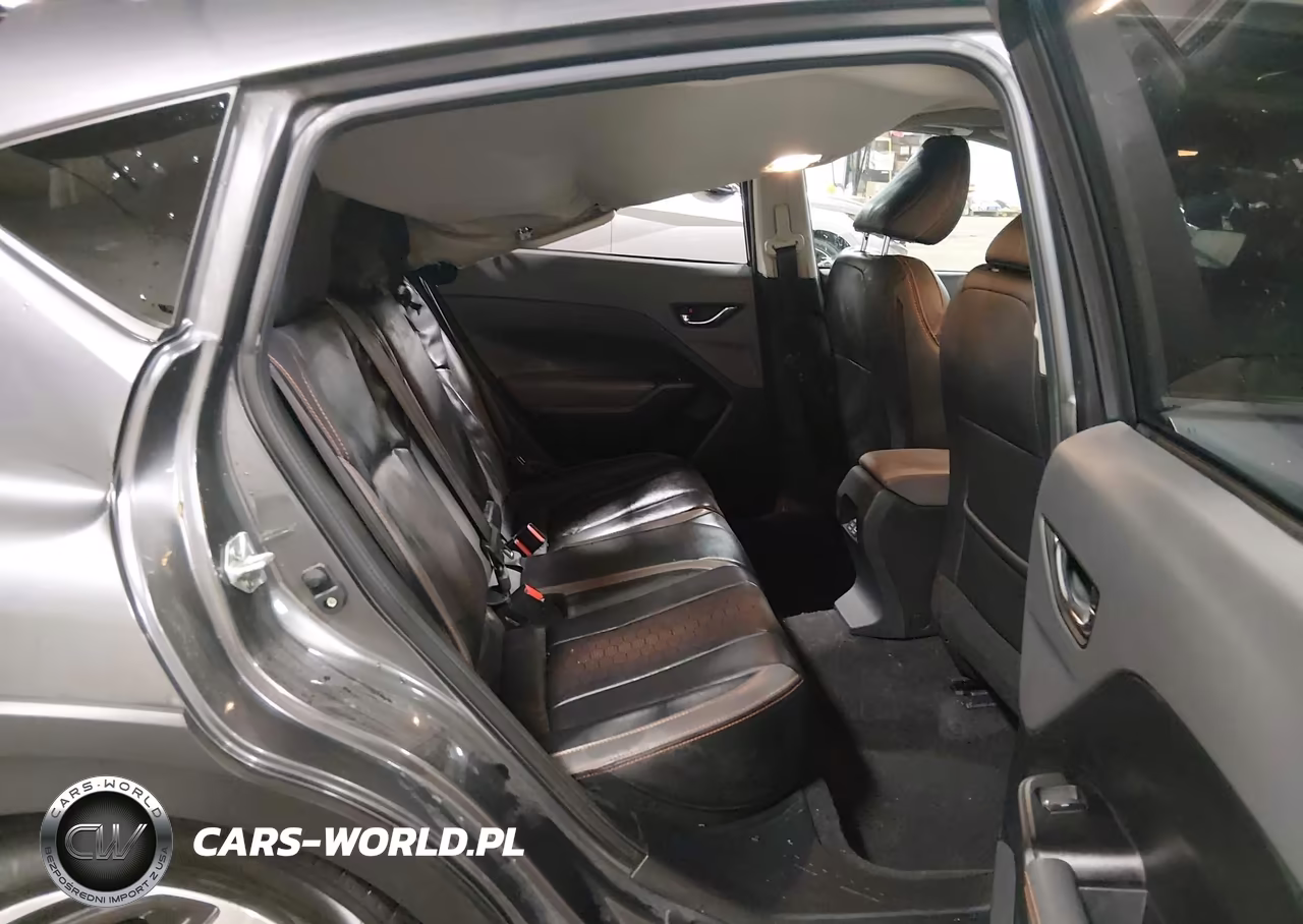 2025 Subaru Crosstrek Limited VIN:4S4GUHM6XS3773653 - 8