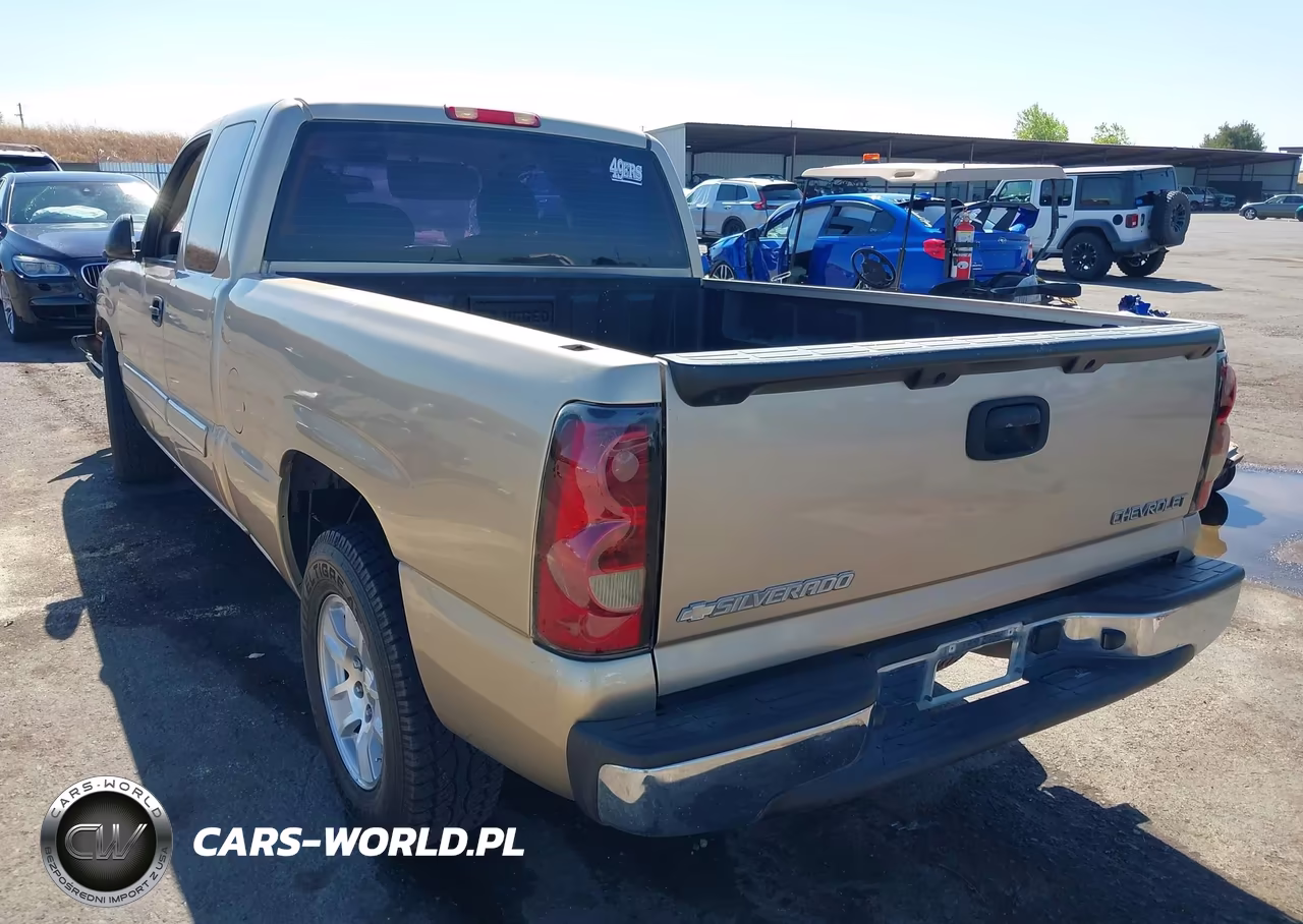 2004 Chevrolet Silverado 1500 Ls VIN:2GCEC19V241302661 - 3