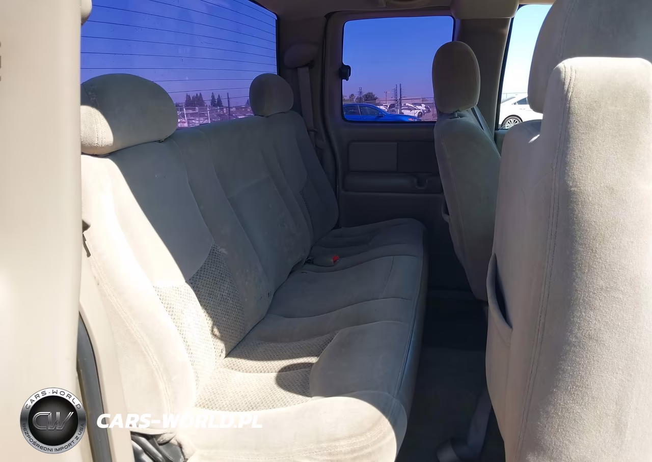 2004 Chevrolet Silverado 1500 Ls VIN:2GCEC19V241302661 - 8