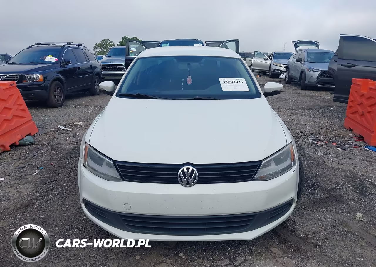 VOLKSWAGEN JETTA VIN:3VWD17AJXEM305019 - 12