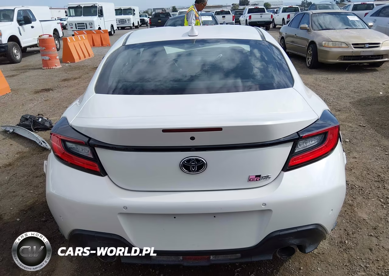 2023 Toyota Gr 86 VIN:JF1ZNBC15P8762752 - 17