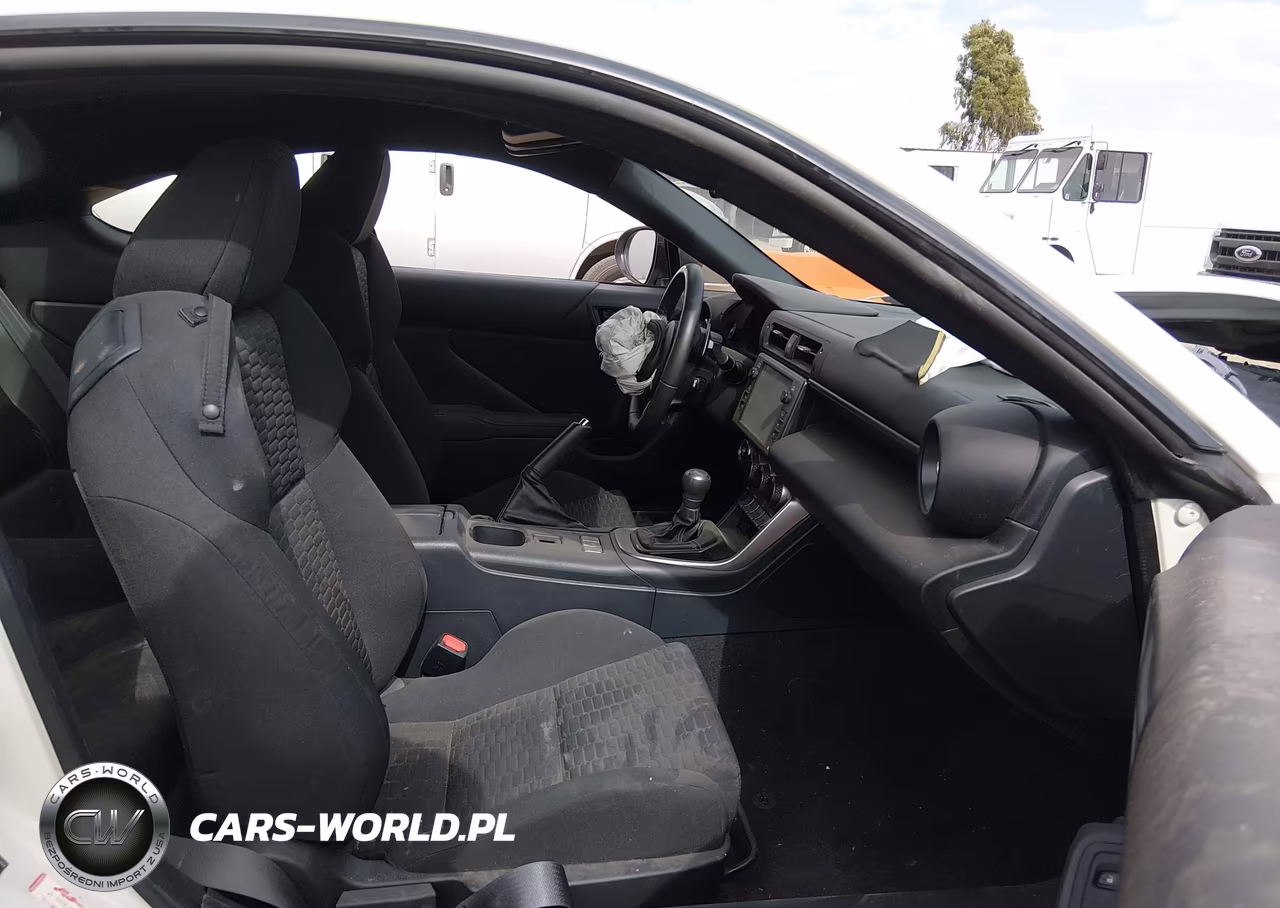 2023 Toyota Gr 86 VIN:JF1ZNBC15P8762752 - 5