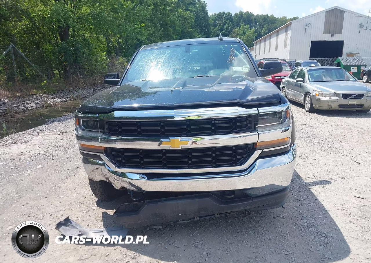 2018 Chevrolet Silverado 1500 1Lt VIN:1GCVKREC3JZ358827 - 13