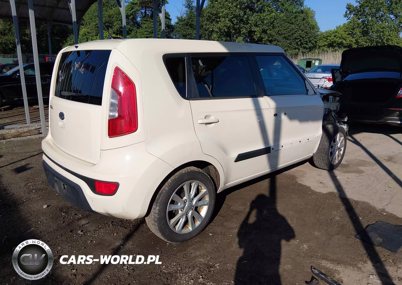 2012 Kia Soul VIN:KNDJT2A56C7358880 - 4