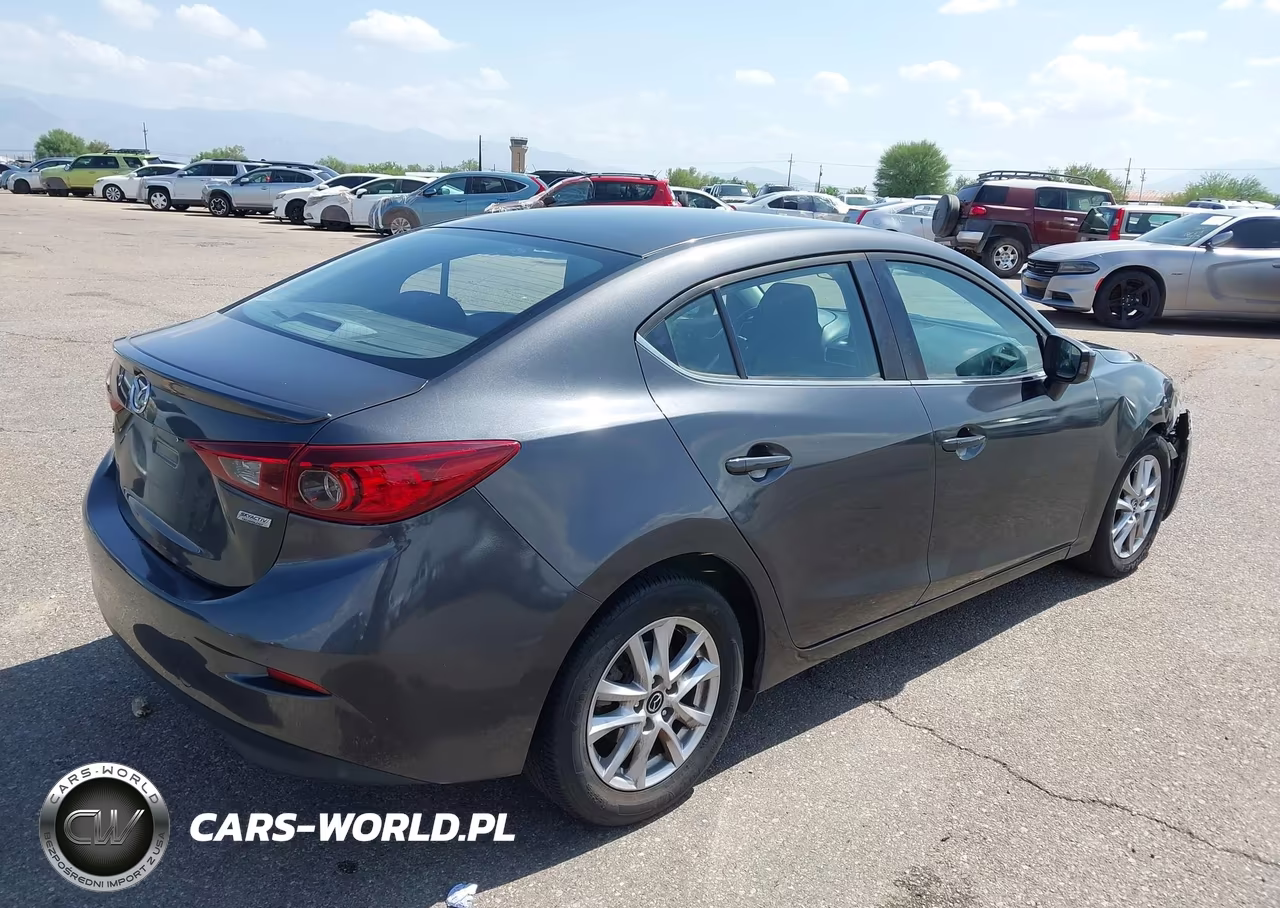 2016 Mazda Mazda3 I Touring VIN:JM1BM1V78G1313522 - 4