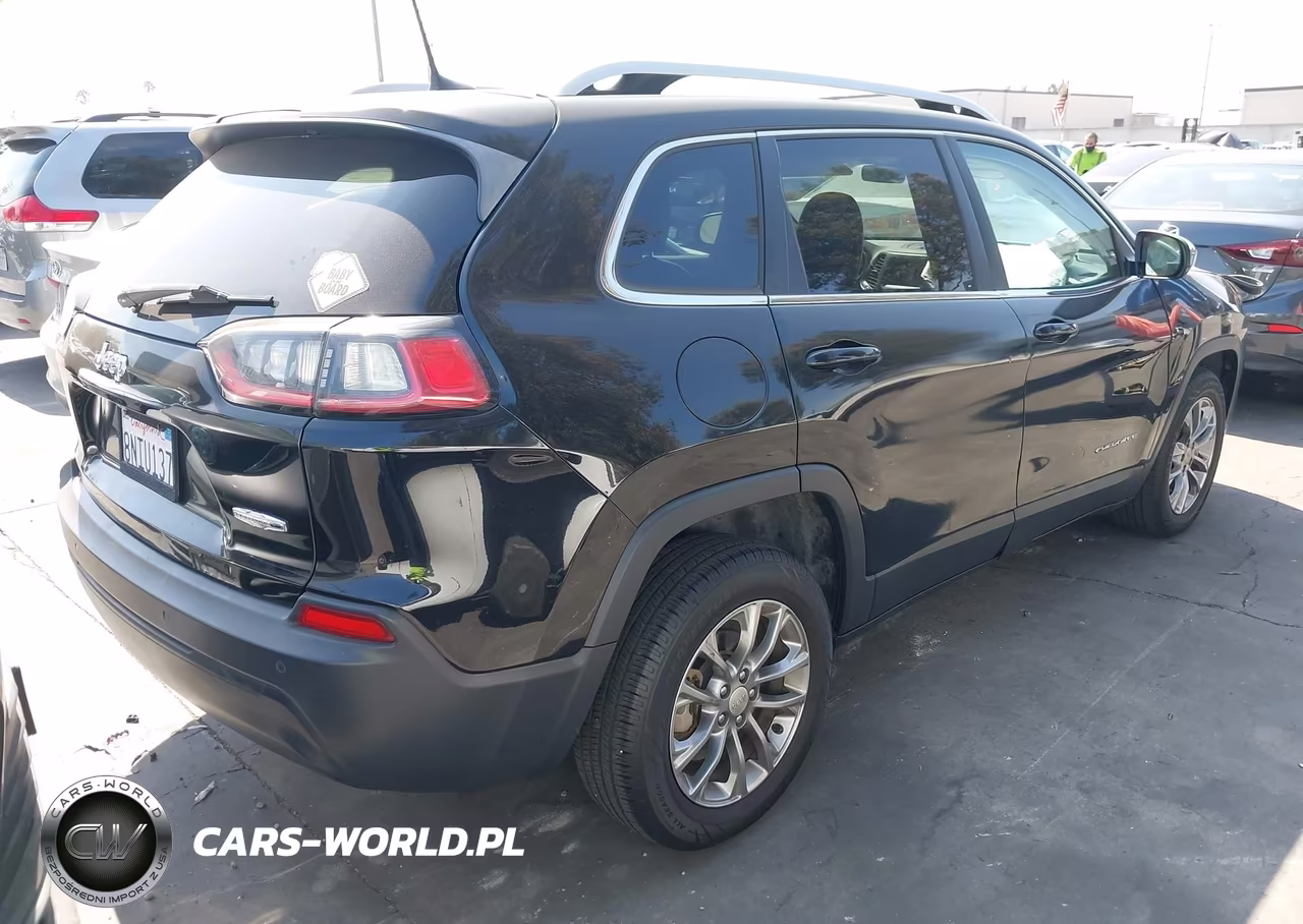 2020 Jeep Cherokee Latitude Plus Fwd VIN:1C4PJLLB9LD519572 - 4