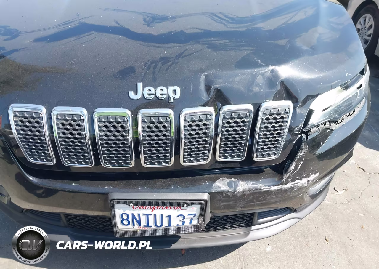 2020 Jeep Cherokee Latitude Plus Fwd VIN:1C4PJLLB9LD519572 - 6