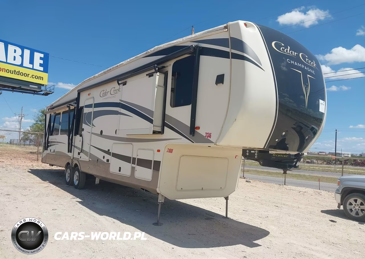 2018 Forest River Cedar 38Erk