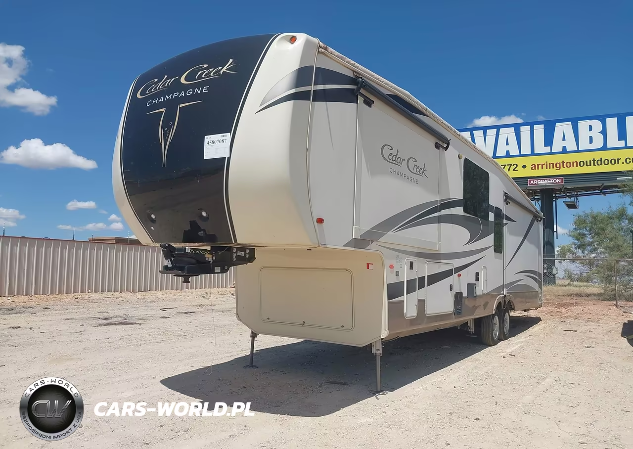 2018 Forest River Cedar 38Erk VIN:4X4FCRP23JS219953 - 2