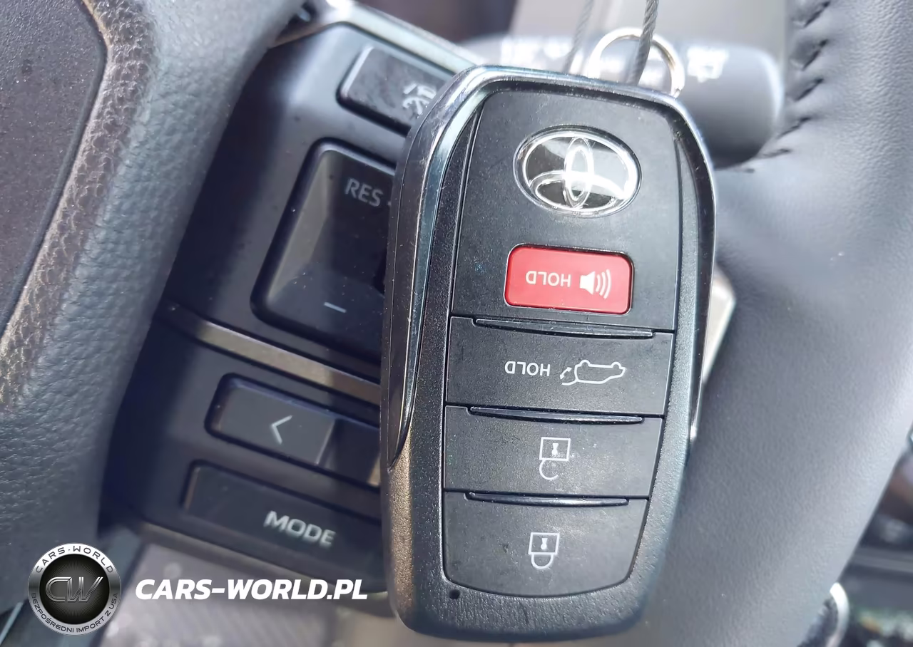 2025 Toyota Land Cruiser VIN:JTEABFAJ8SK042928 - 11