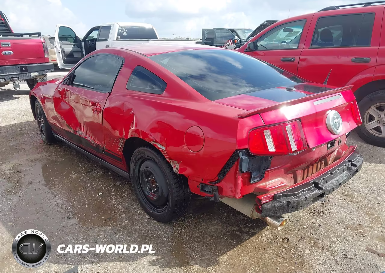 2011 Ford Mustang V6 Premium VIN:1ZVBP8AM6B5111420 - 3