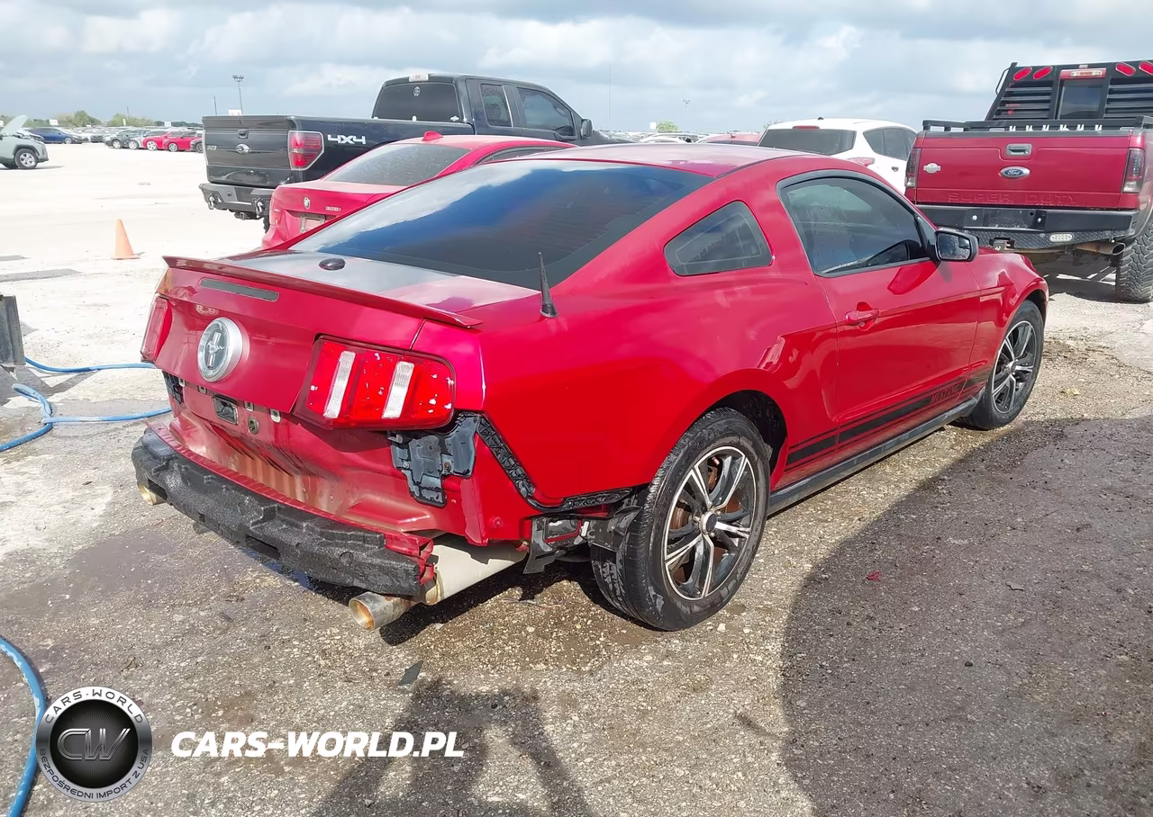 2011 Ford Mustang V6 Premium VIN:1ZVBP8AM6B5111420 - 4