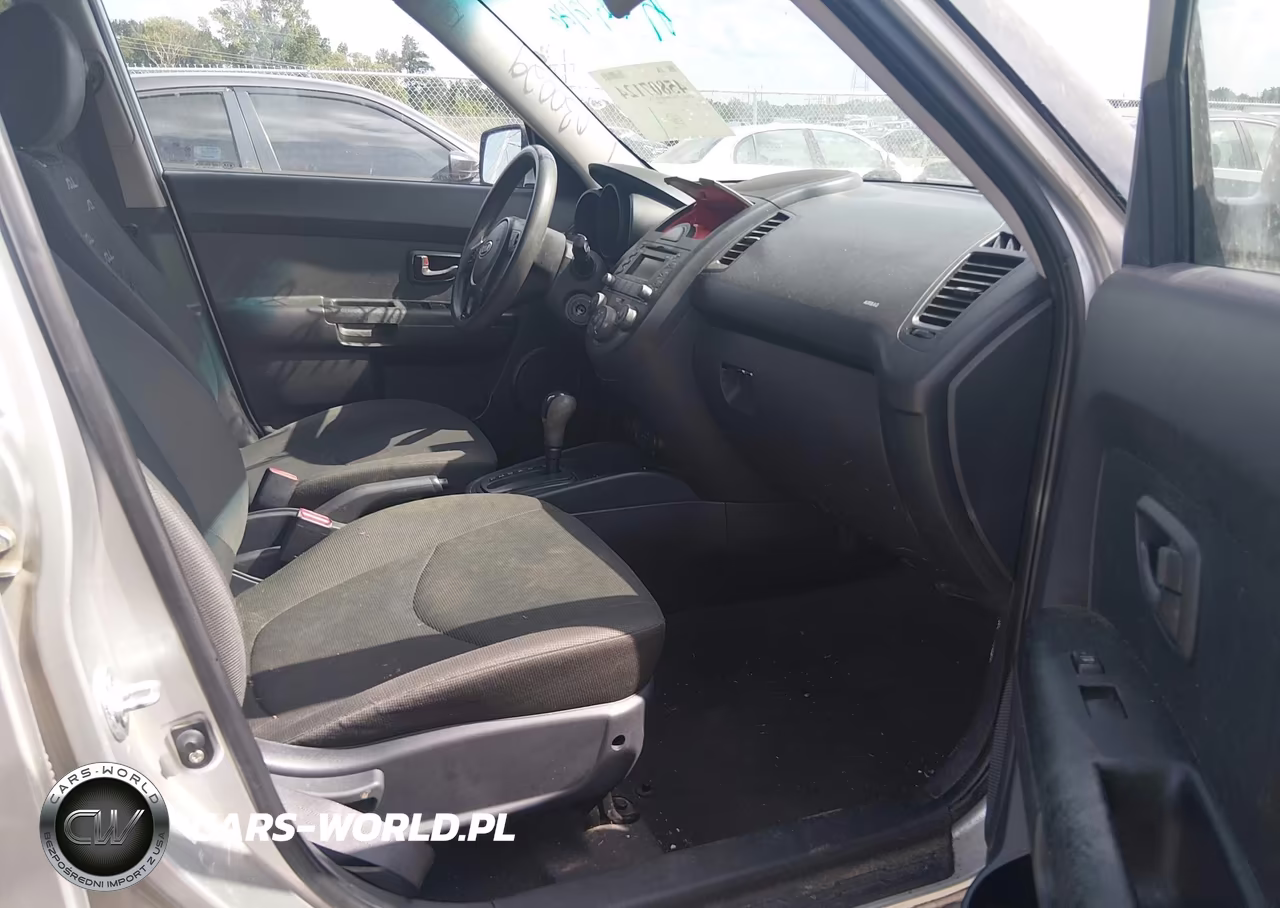 2010 Kia Soul + VIN:KNDJT2A27A7030029 - 5