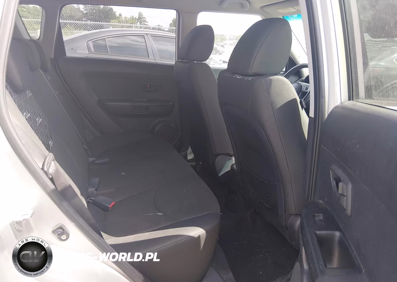 2010 Kia Soul + VIN:KNDJT2A27A7030029 - 8