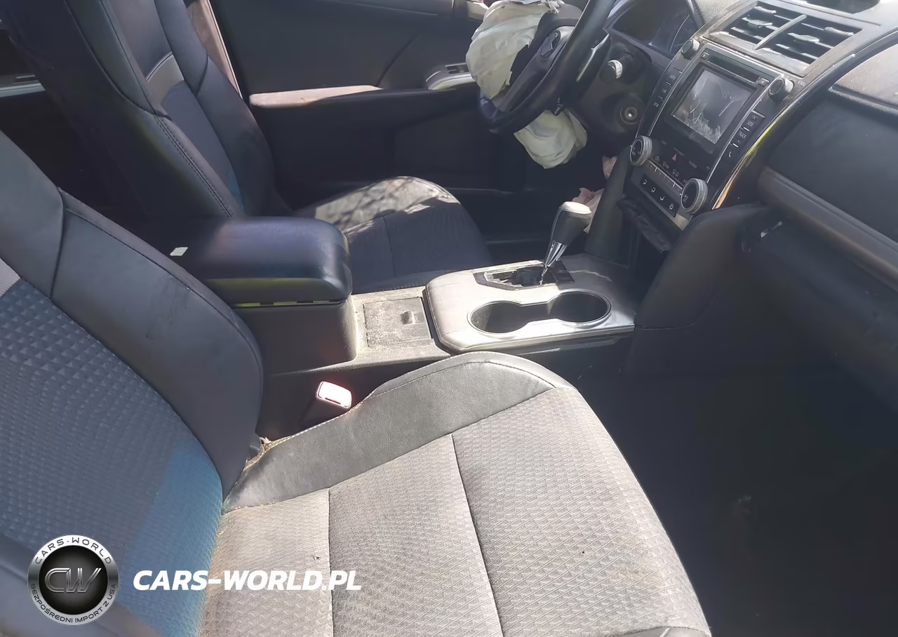 2014 Toyota Camry Se VIN:4T1BF1FK8EU821736 - 5